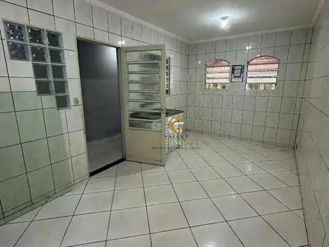 Casa / Sobrado para Locação em São José dos Campos/SP Jardim Satélite 3 Quartos