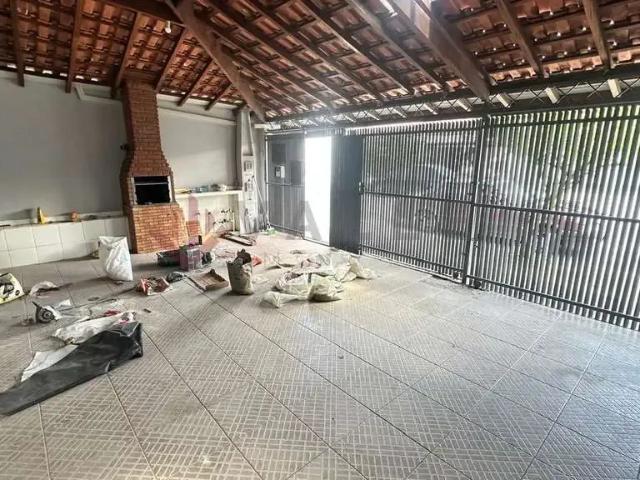 Casa / Sobrado para Locação em São José dos Campos/SP Jardim Satélite 3 Quartos