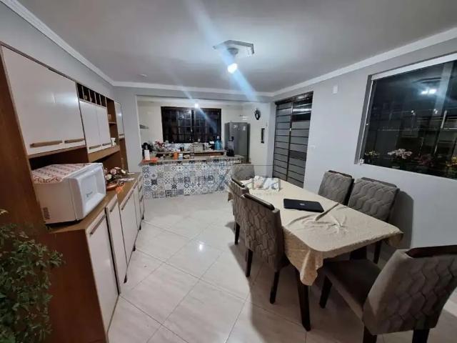 Casa / Sobrado para Locação em São José dos Campos/SP Jardim Satélite 3 Quartos