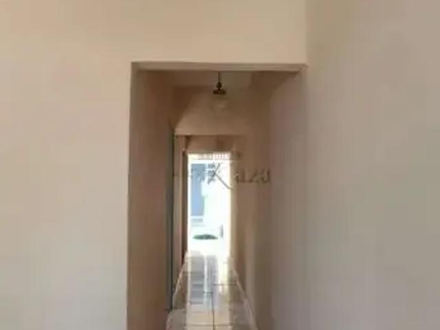 Casa / Sobrado para Locação em São José dos Campos/SP Jardim Satélite 3 Quartos