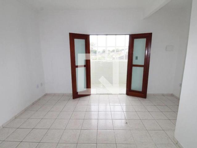 Casa / Sobrado para Locação em São José dos Campos/SP Jardim Souto 1 Quartos