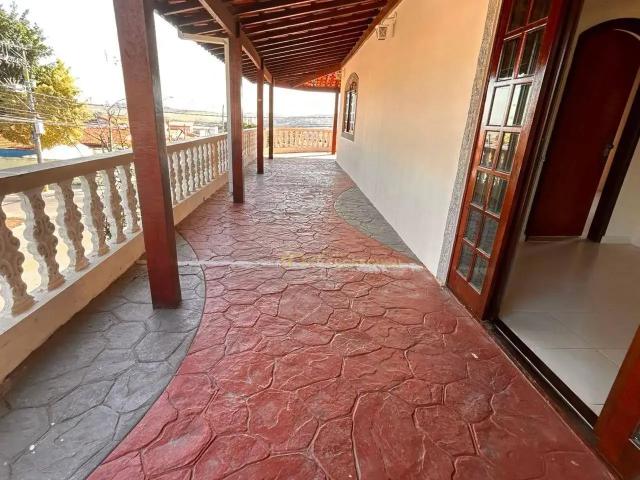 Casa / Sobrado para Locação em São José dos Campos/SP Parque Novo Horizonte 3 Quartos