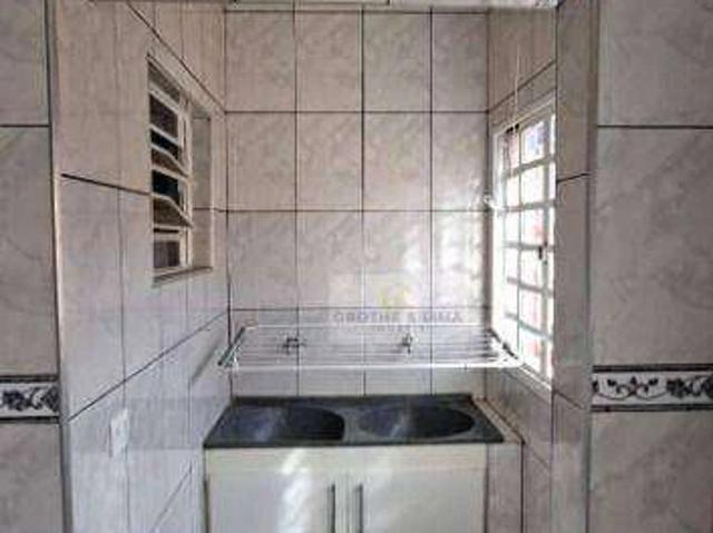 Casa / Sobrado para Locação em São José dos Campos/SP Residencial União 1 Quartos