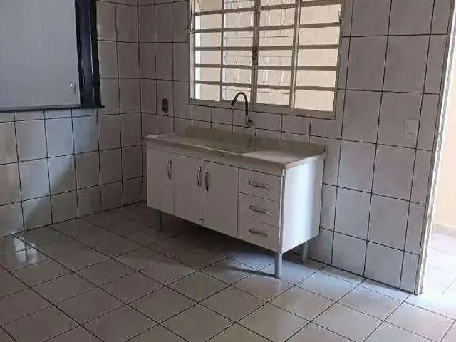 Casa / Sobrado para Locação em São José dos Campos/SP Residencial União 2 Quartos