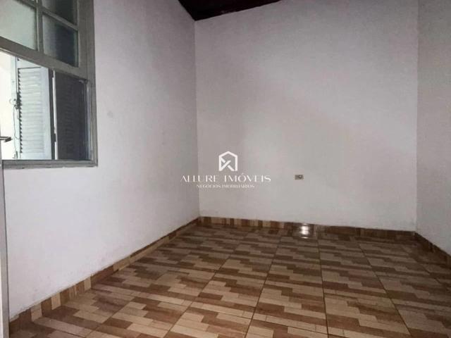 Casa / Sobrado para Locação em São José dos Campos/SP Santana 2 Quartos