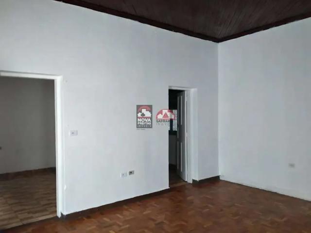 Casa / Sobrado para Locação em São José dos Campos/SP Santana 2 Quartos