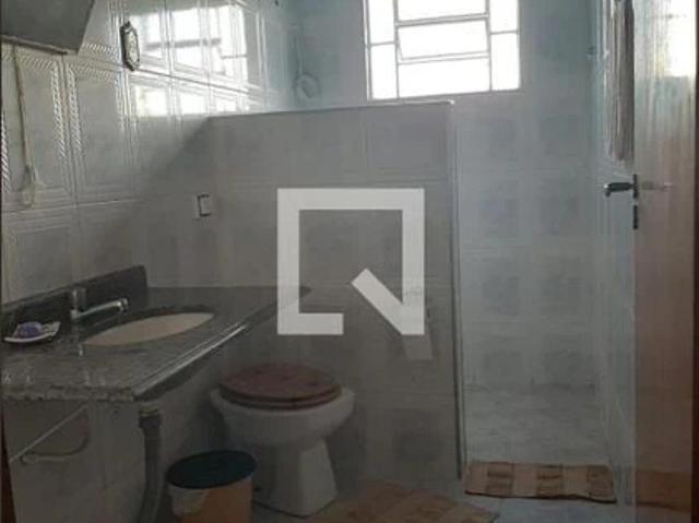 Casa / Sobrado para Locação em São José dos Campos/SP Santana 4 Quartos