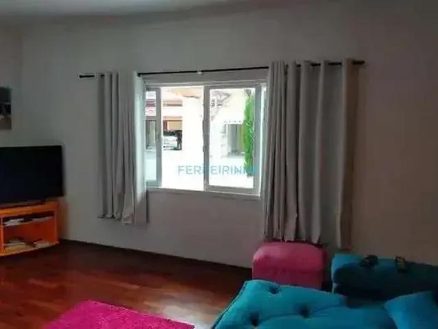 Casa / Sobrado para Locação em São José dos Campos/SP Urbanova 3 Quartos