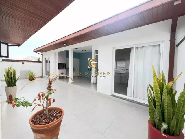 Casa / Sobrado para Locação em São José dos Campos/SP Urbanova 5 Quartos