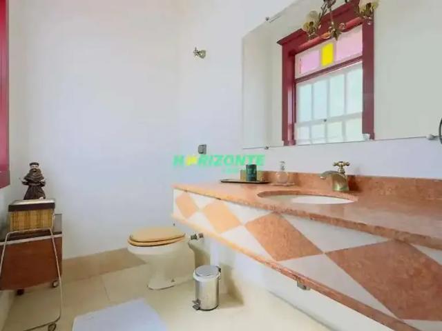 Casa / Sobrado para Locação em São José dos Campos/SP Urbanova 5 Quartos