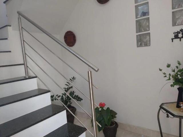 Casa / Sobrado para Locação em São José dos Campos/SP Vila Betânia 5 Quartos