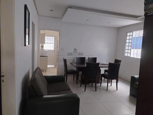 Casa / Sobrado para Locação em São José dos Campos/SP Vila Ema 3 Quartos