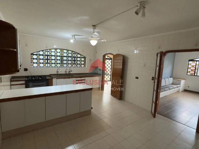 Casa / Sobrado para Locação em São José dos Campos/SP Vila Ema 4 Quartos