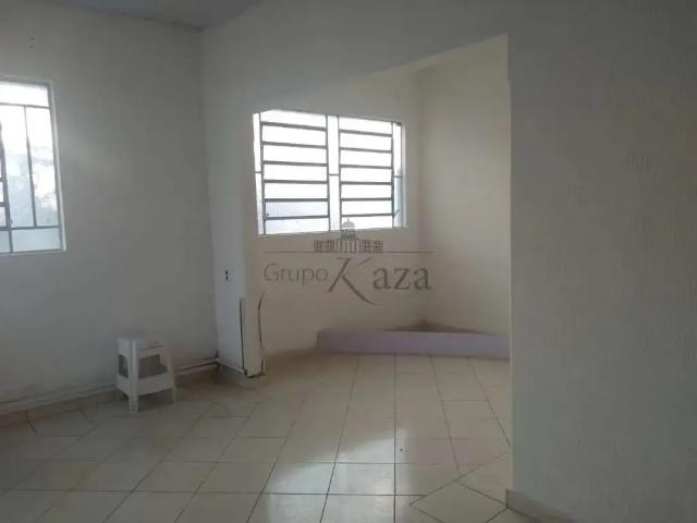 Casa / Sobrado para Locação em São José dos Campos/SP Vila Ema 7 Quartos