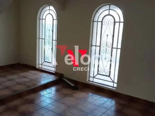 Casa / Sobrado para Locação em São José dos Campos/SP Vila Industrial 4 Quartos