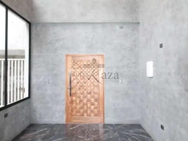 Casa / Sobrado para Locação em São José dos Campos/SP Vila Industrial 5 Quartos