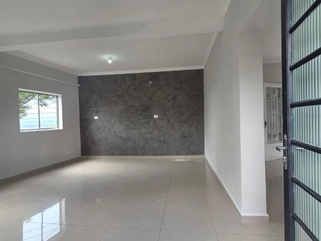 Casa / Sobrado para Locação em São José dos Campos/SP Vila Industrial 2 Quartos