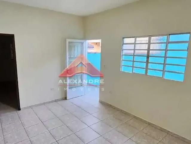 Casa / Sobrado para Locação em São José dos Campos/SP Vila Industrial 3 Quartos