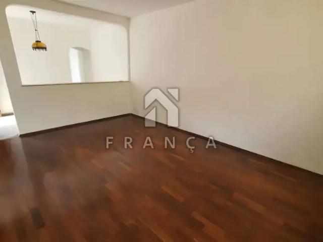 Casa / Sobrado para Locação em São José dos Campos/SP Vila Maria 3 Quartos