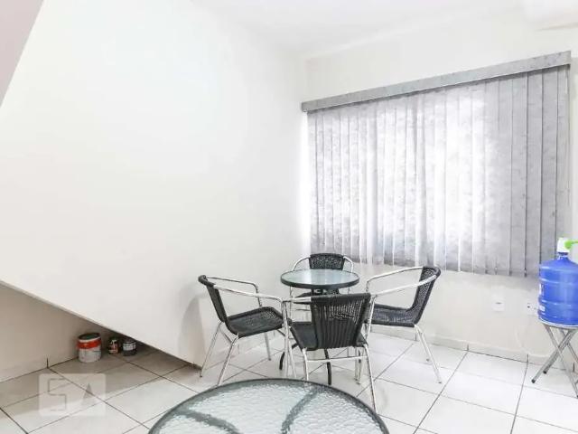 Casa / Sobrado para Locação em São José dos Campos/SP Vila Nova São José 5 Quartos