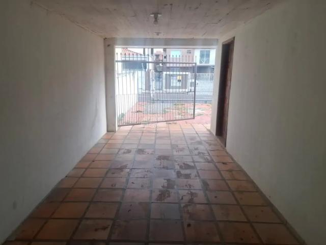 Casa / Sobrado para Locação em São José dos Pinhais/PR Afonso Pena 2 Quartos