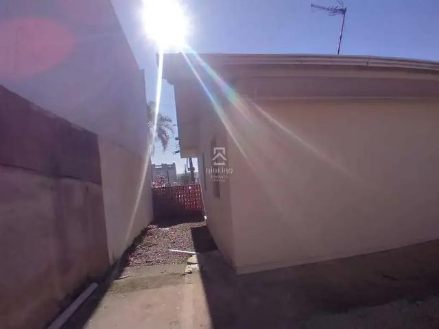 Casa / Sobrado para Locação em São José dos Pinhais/PR Afonso Pena 3 Quartos