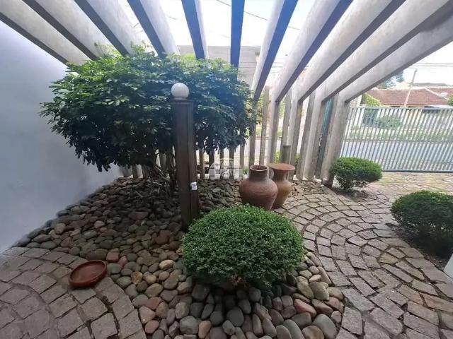 Casa / Sobrado para Locação em São José dos Pinhais/PR Aristocrata 1 Quartos
