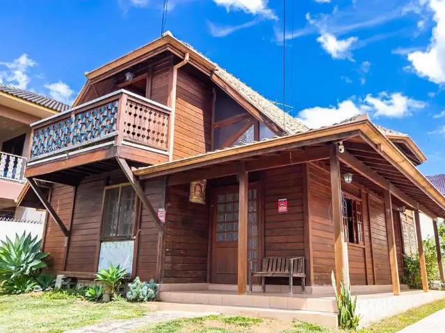 Casa / Sobrado para Locação em São José dos Pinhais/PR Aristocrata 3 Quartos