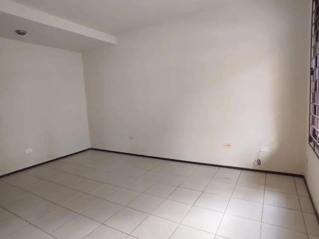 Casa / Sobrado para Locação em São José dos Pinhais/PR Bom Jesus 3 Quartos