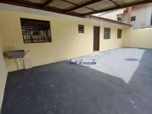 Casa / Sobrado para Locação em São José dos Pinhais/PR Bom Jesus 2 Quartos