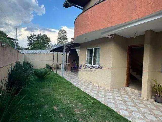 Casa / Sobrado para Locação em São José dos Pinhais/PR Bom Jesus 4 Quartos