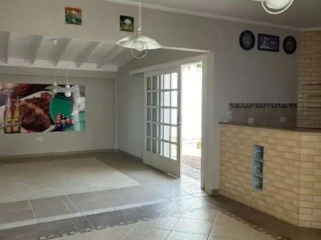 Casa / Sobrado para Locação em São José dos Pinhais/PR Bom Jesus 4 Quartos