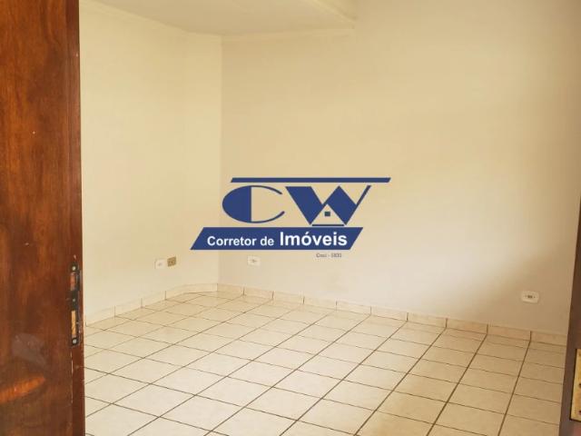 Casa / Sobrado para Locação em São José dos Pinhais/PR Carioca 3 Quartos
