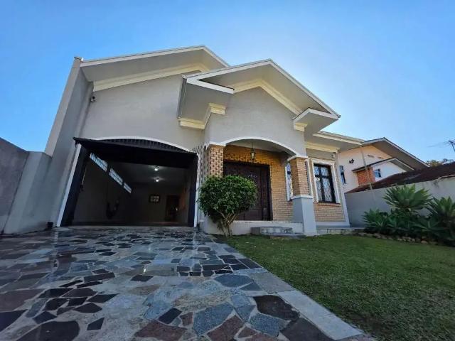 Casa / Sobrado para Locação em São José dos Pinhais/PR Centro 3 Quartos