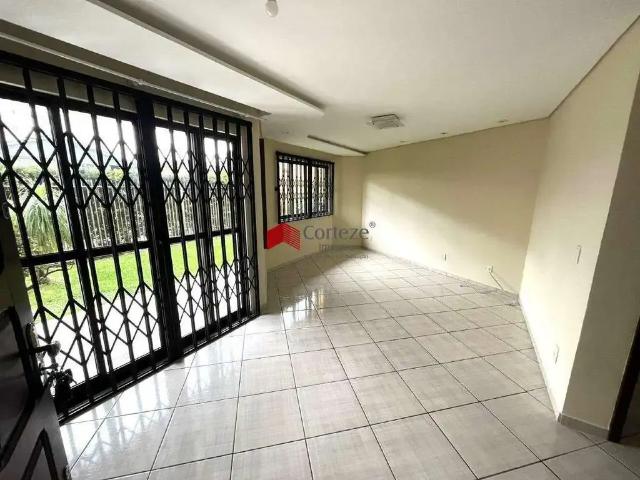 Casa / Sobrado para Locação em São José dos Pinhais/PR Centro 3 Quartos