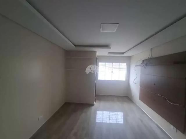Casa / Sobrado para Locação em São José dos Pinhais/PR Colônia Rio Grande 3 Quartos