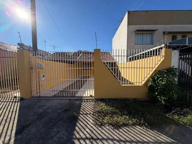 Casa / Sobrado para Locação em São José dos Pinhais/PR Costeira 2 Quartos