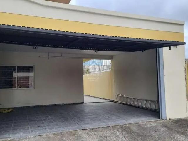 Casa / Sobrado para Locação em São José dos Pinhais/PR Costeira 3 Quartos