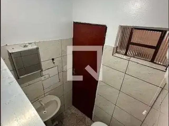 Casa / Sobrado para Locação em São José dos Pinhais/PR Parque da Fonte 2 Quartos