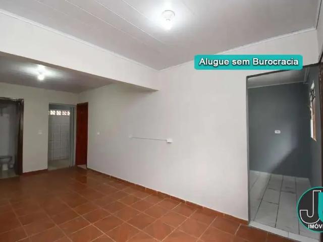 Casa / Sobrado para Locação em São José dos Pinhais/PR Parque da Fonte 2 Quartos