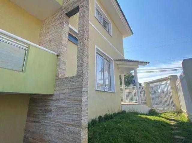 Casa / Sobrado para Locação em São José dos Pinhais/PR Silveira da Motta 4 Quartos