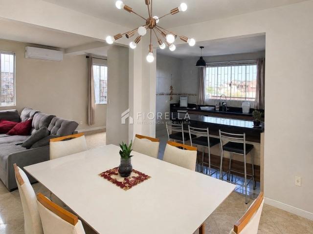 Casa / Sobrado para Locação em São José/SC Areias 3 Quartos