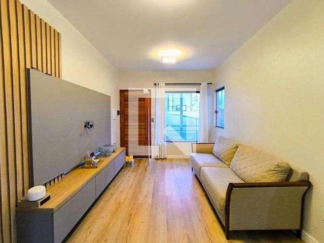 Casa / Sobrado para Locação em São José/SC Areias 2 Quartos