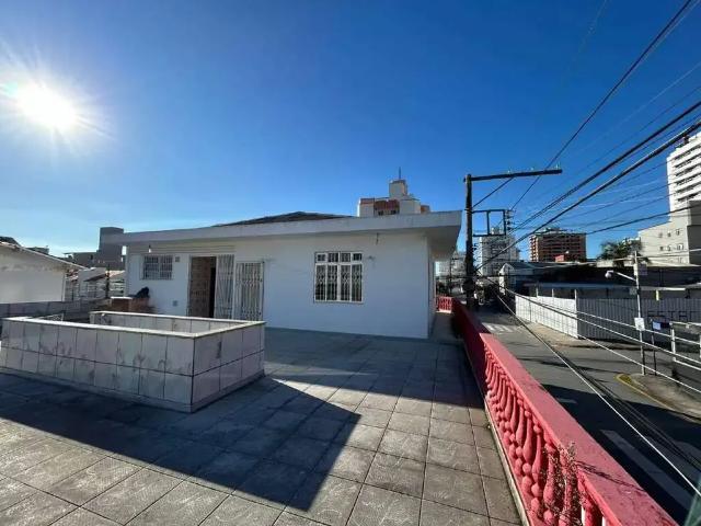 Casa / Sobrado para Locação em São José/SC Barreiros 3 Quartos