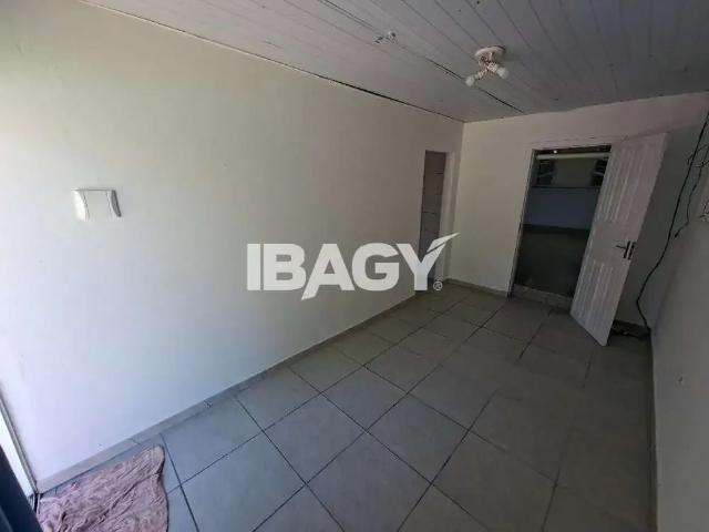 Casa / Sobrado para Locação em São José/SC Barreiros 3 Quartos