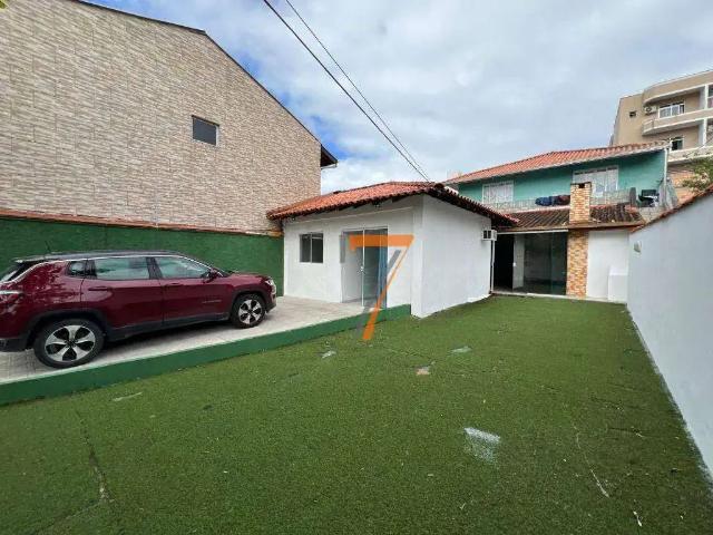 Casa / Sobrado para Locação em São José/SC Barreiros 3 Quartos