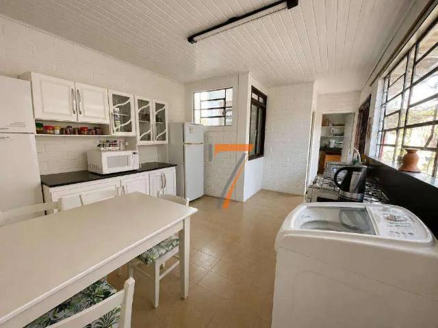Casa / Sobrado para Locação em São José/SC Barreiros 3 Quartos