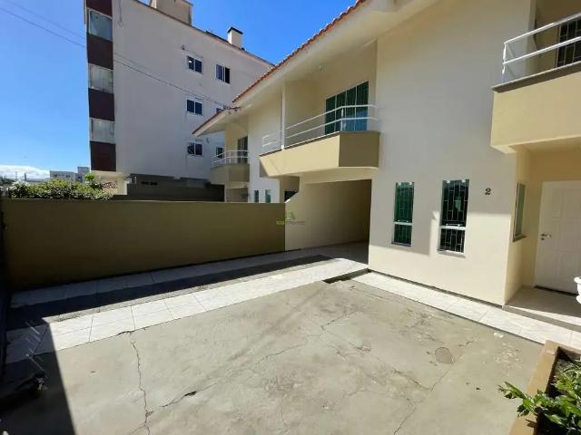 Casa / Sobrado para Locação em São José/SC Barreiros 3 Quartos