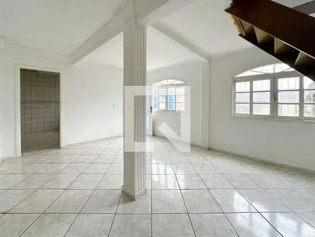 Casa / Sobrado para Locação em São José/SC Barreiros 3 Quartos