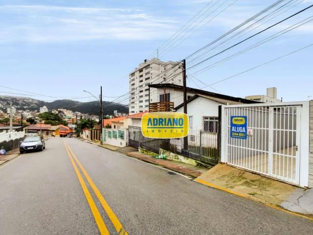 Casa / Sobrado para Locação em São José/SC Barreiros 1 Quartos